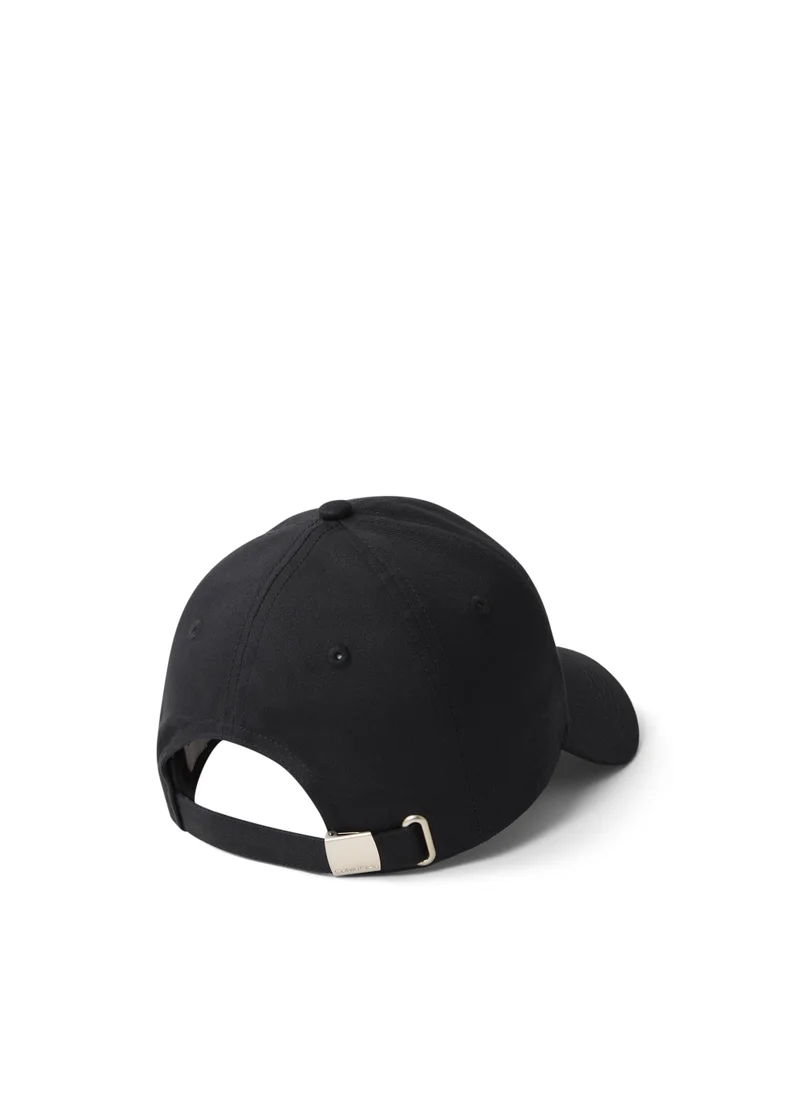 Calvin Klein Jeans Logo Detailed Baseball Curved Peak Cap