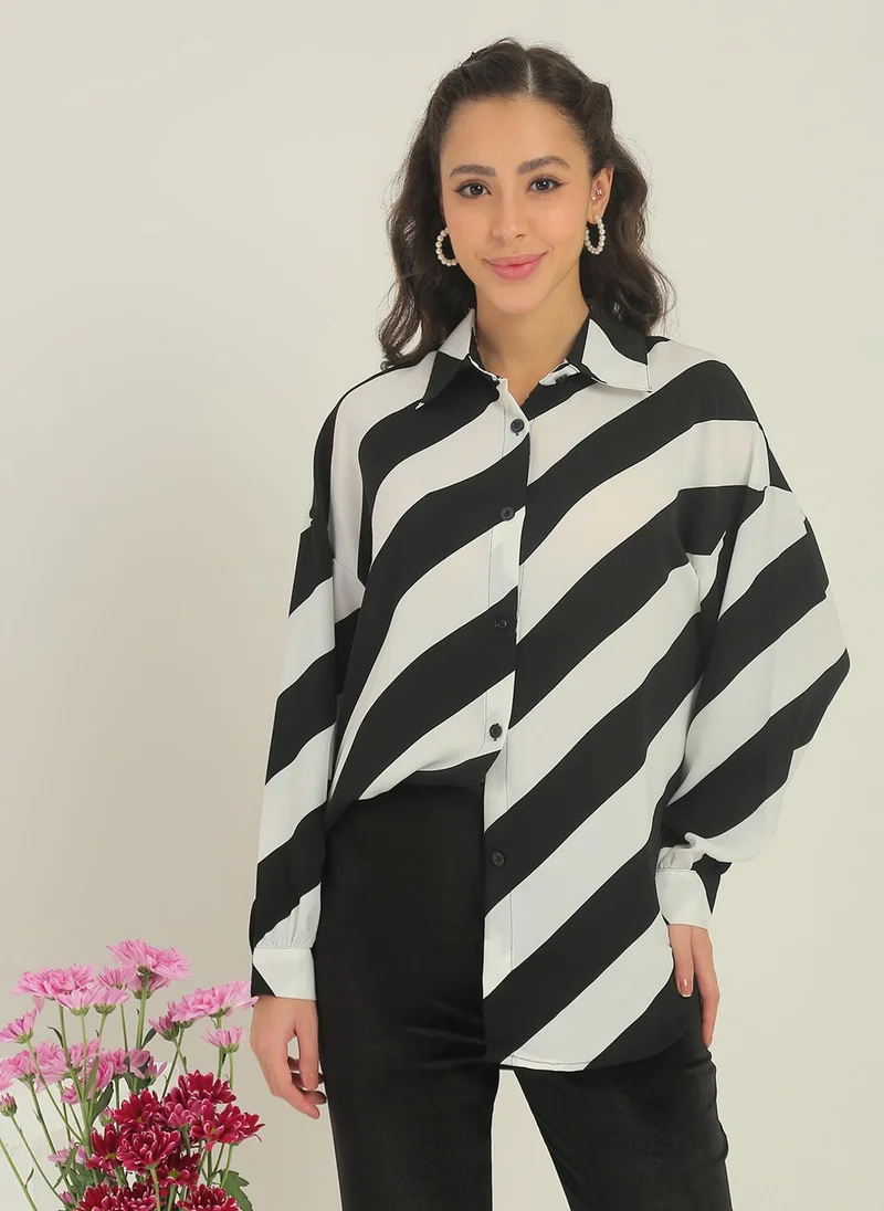 جلو باص Globus Women Black Candy Striped Collared Neck Cuffed Sleeves Curved Hem Shirt