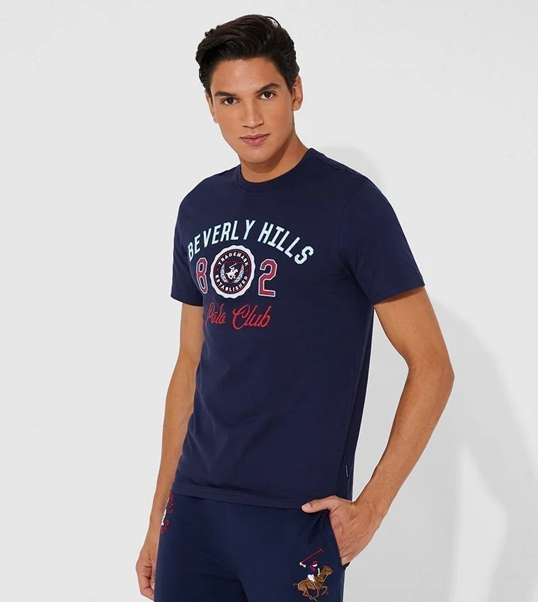 Short-sleeved T-shirt