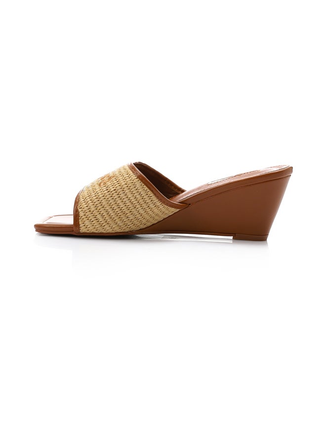DejaVu Embroidered Heeled Leather Slippers  - Image 4