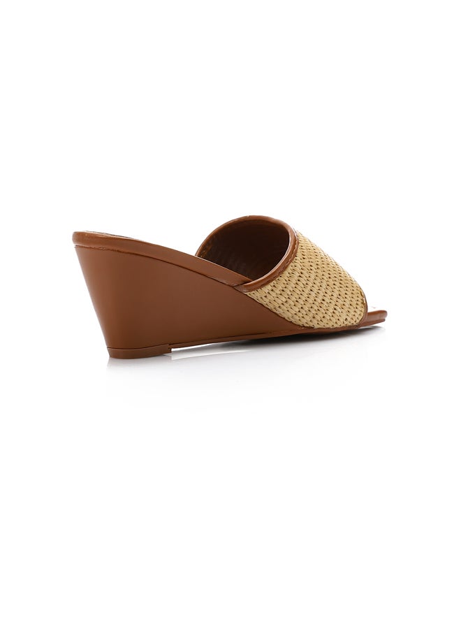 DejaVu Embroidered Heeled Leather Slippers  - Image 2