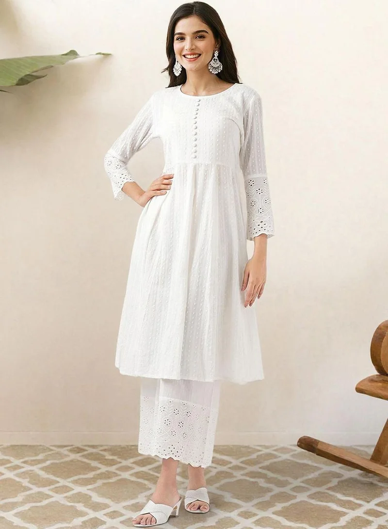 ISHIN Regular Fit Three-Quarter Sleeve Printed Off White Cotton Woven Kurta Set For Women Flat Collar Perfect For Wedding And Engagement Pull On Closure