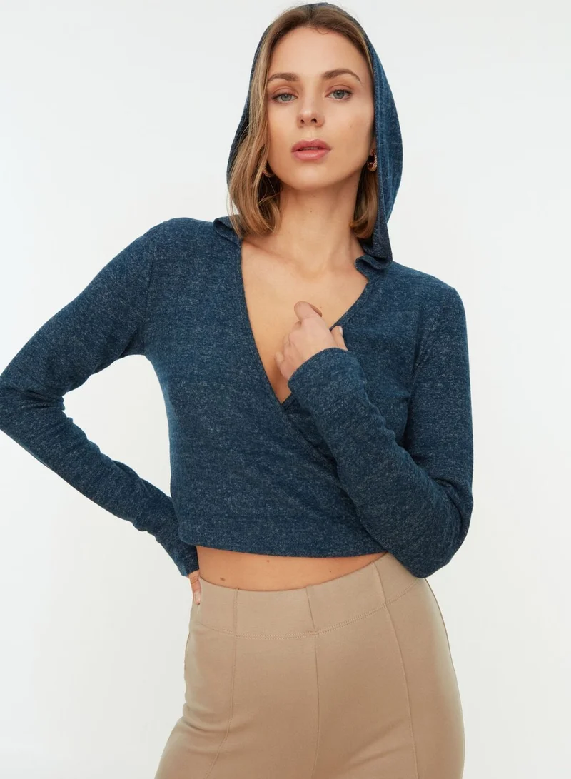 trendyol Crop Wrap Top