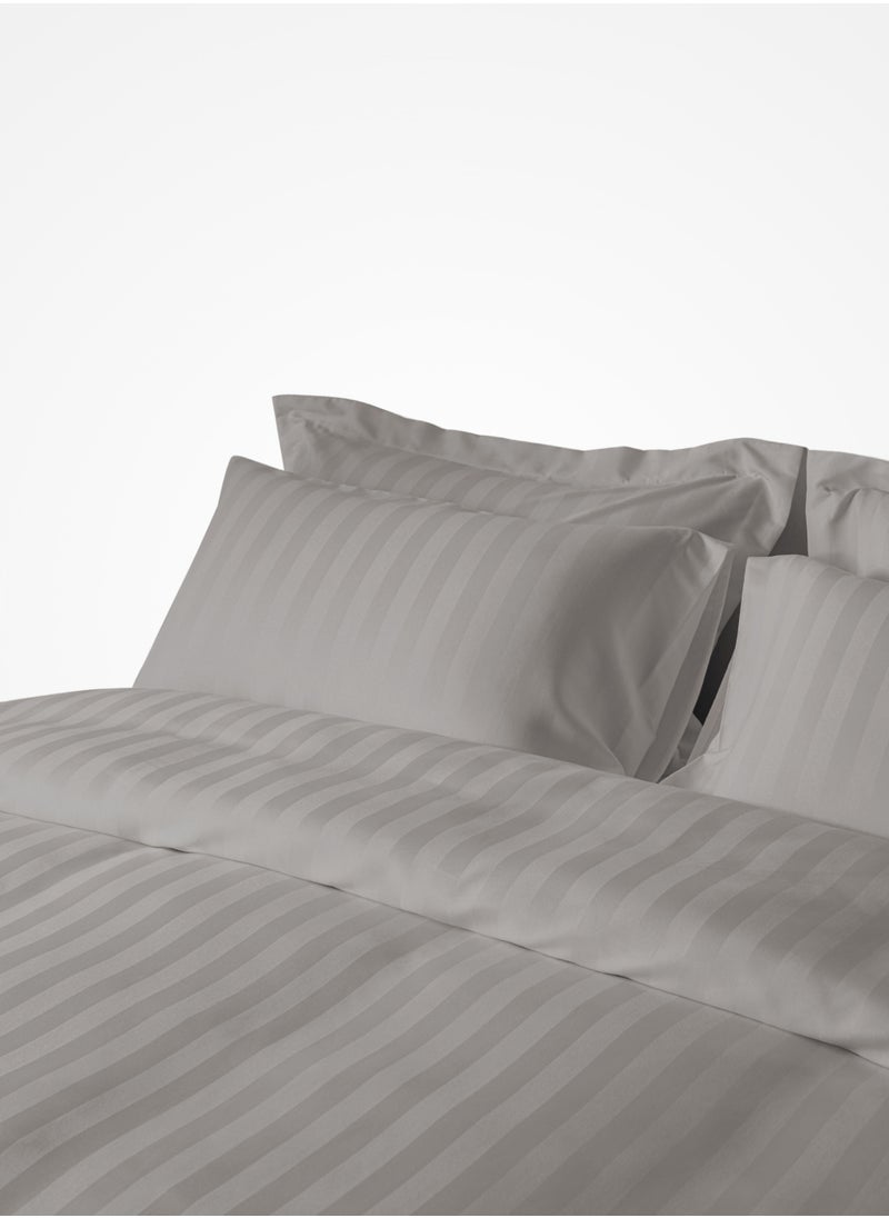Master Home Textile MicrofiberHotel Duvet Cover Sets, Fits 120 cm x 200 cm Size Bed, 4 Pcs Single Size, Hotel Stripe Pattern  - Image 1
