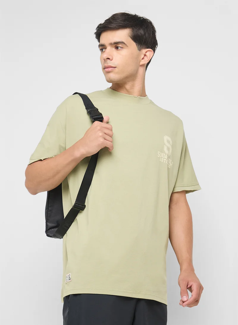 سكوات وولف Golden Era Oversized Distressed Multi Logo Tee