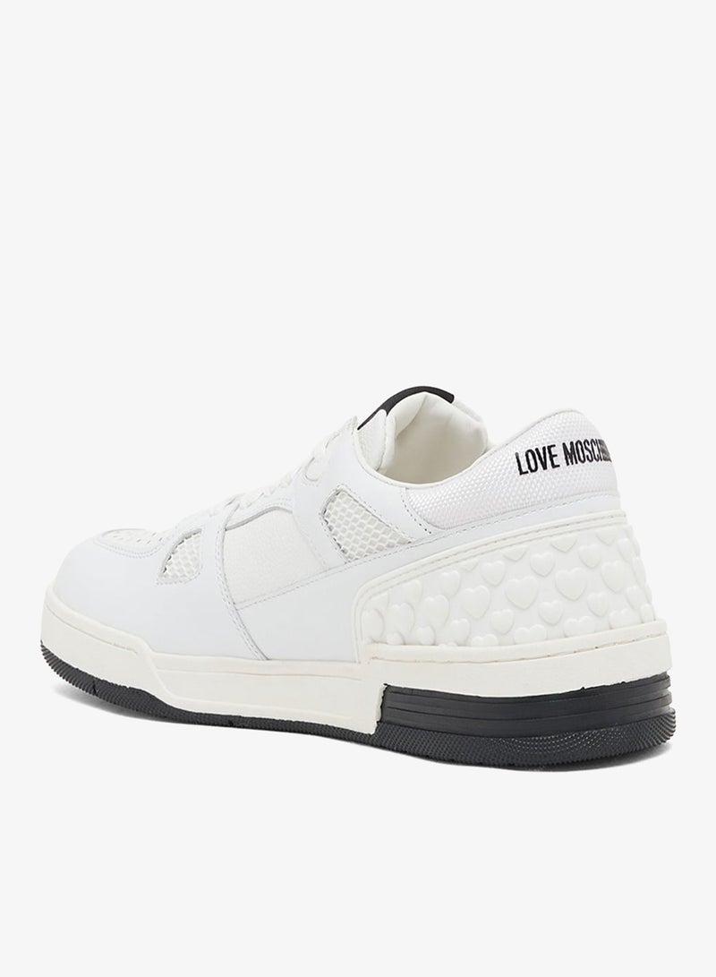 لوف موسكينو حذاء رياضي منخفض بشعار - Image 2