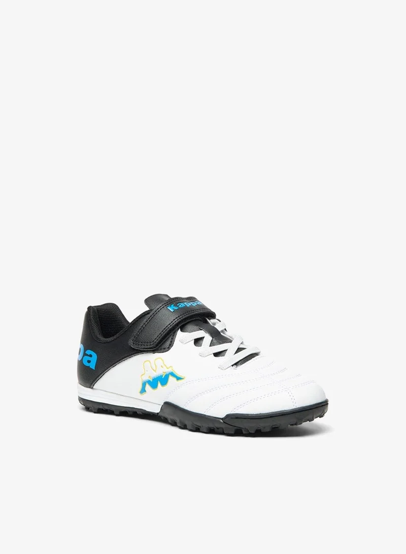 كابا حذاء رياضي للأولاد بتفاصيل شعار وإغلاق بشريط لاصق