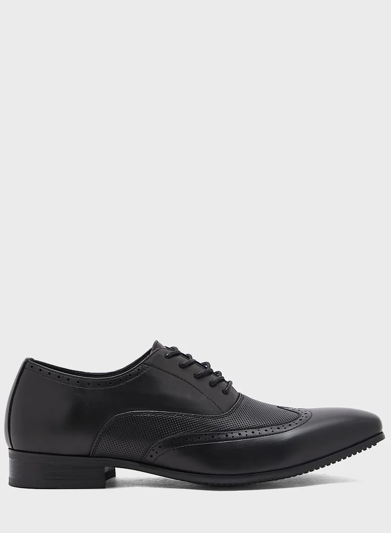 Robert Wood Brogue Design Wing Cap Formal Lace Ups