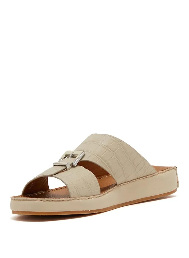 ستيف مادن SM02 -A White Men's Comfort Sandals
