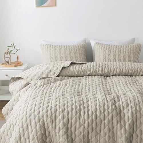 WDCOZY Light Beige Oversized California Cal King Size Quilt Bedding Set with 2 Pillow Shams, Lightweight Soft Bedspread Coverlet Bed Cover for All Season, 3 Pieces, 118x106 inches - Image 3