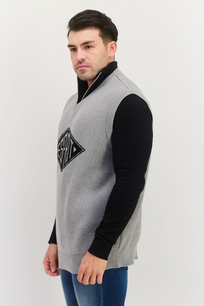 ESPRIT Men V-Neck Brand Logo Long Sleeveless Vest, Grey - Image 2