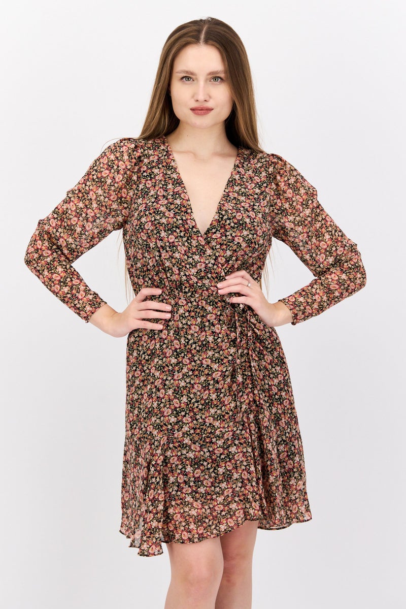 Black Tape فستان ميني مزخرف بالورود للنساء، متعدد الألوان - Image 1