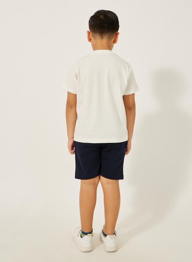 ستايلي طقم تي شيرت وشورت بياقة دائرية سادة - Image 4