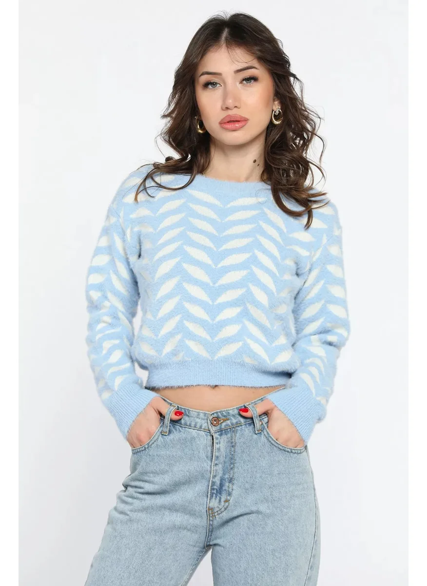 Gülseli Gulseli Crew Neck Patterned Soft Yarn Croptop Women's Knitwear Sweater