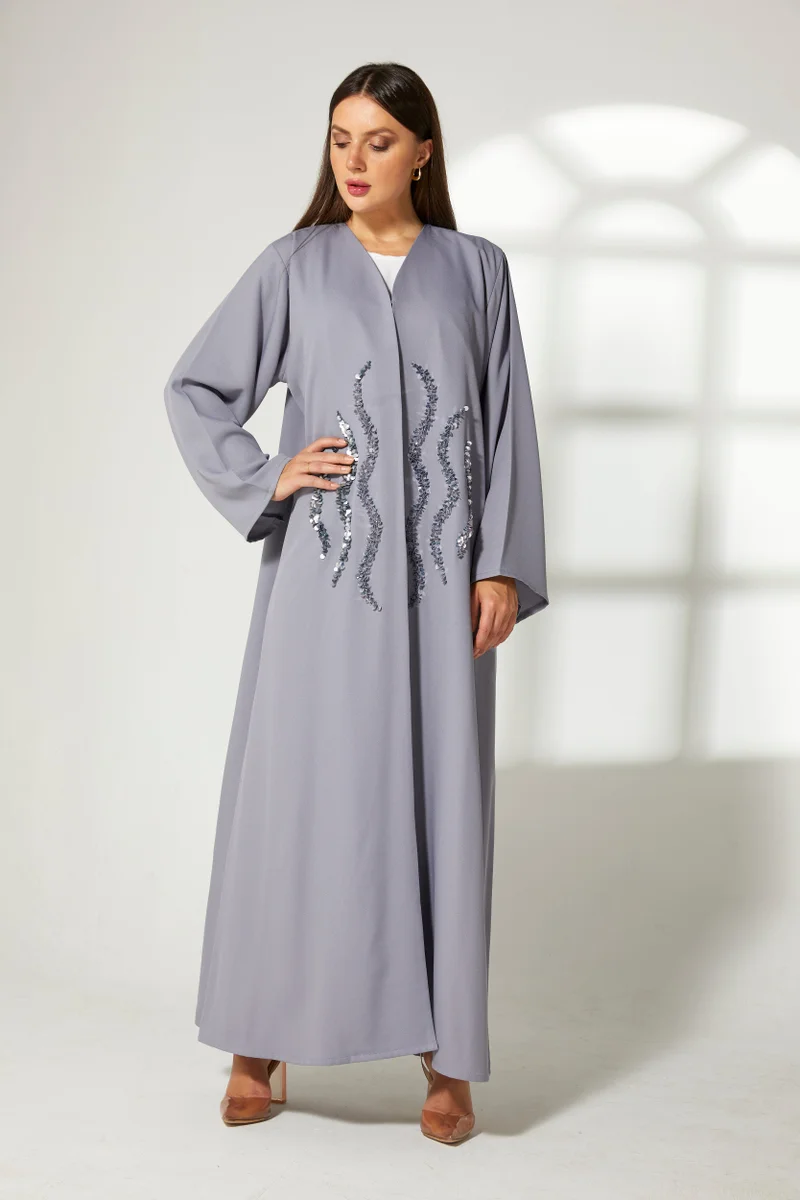 Moistreet Embroidered Flared Sleeve Abaya