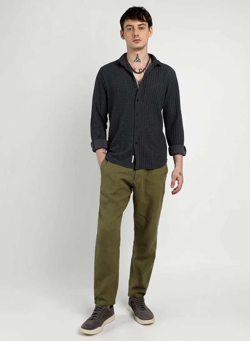 Campus Sutra Men's Charcoal Grey Cube-Textured Shirt