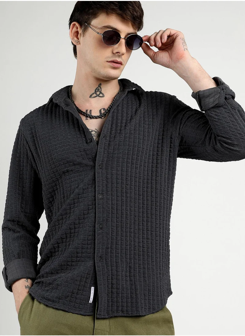 Campus Sutra Men's Charcoal Grey Cube-Textured Shirt