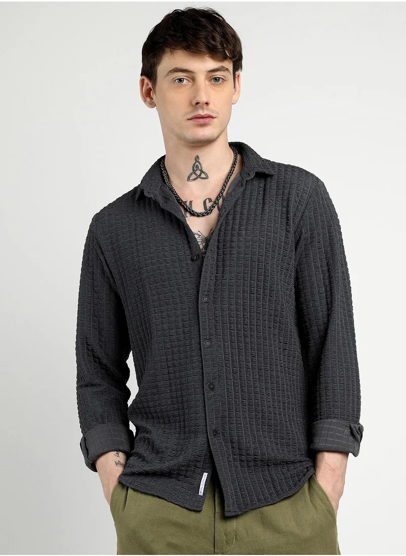 Campus Sutra Men's Charcoal Grey Cube-Textured Shirt