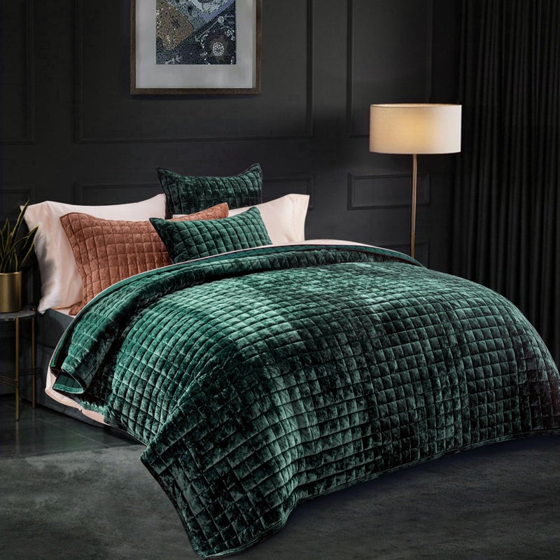 RECYCO Luxury Velvet Quilt Set Full Queen Size Bedding Sets, Ultra Soft Velvet Comforter Set, Lightweight Channel Box Stitch Oversized Bedspread Coverlet for All Season, with 2 Shams, Emerald Green - Image 1