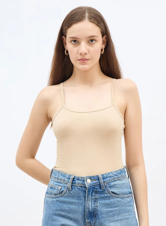 Styli Styli Fitted Solid Scoop Neck Strappy Tank