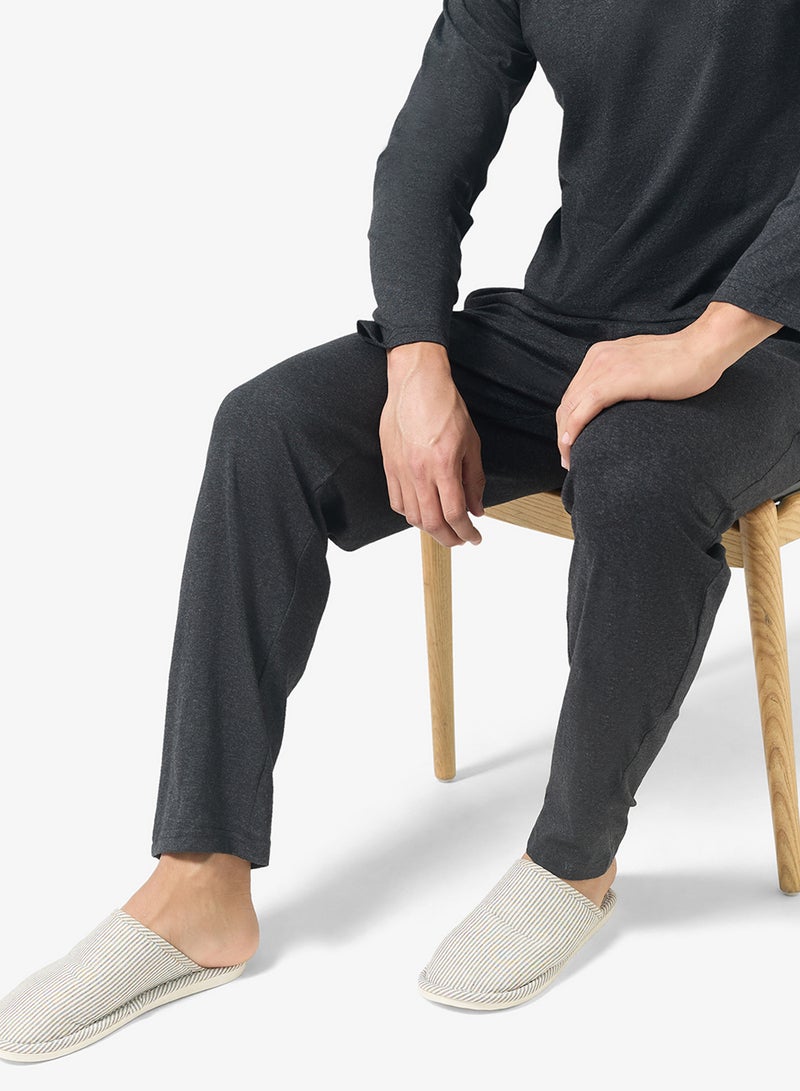 Seventy Five Soft Comfortable Bedroom Slippers - Image 5