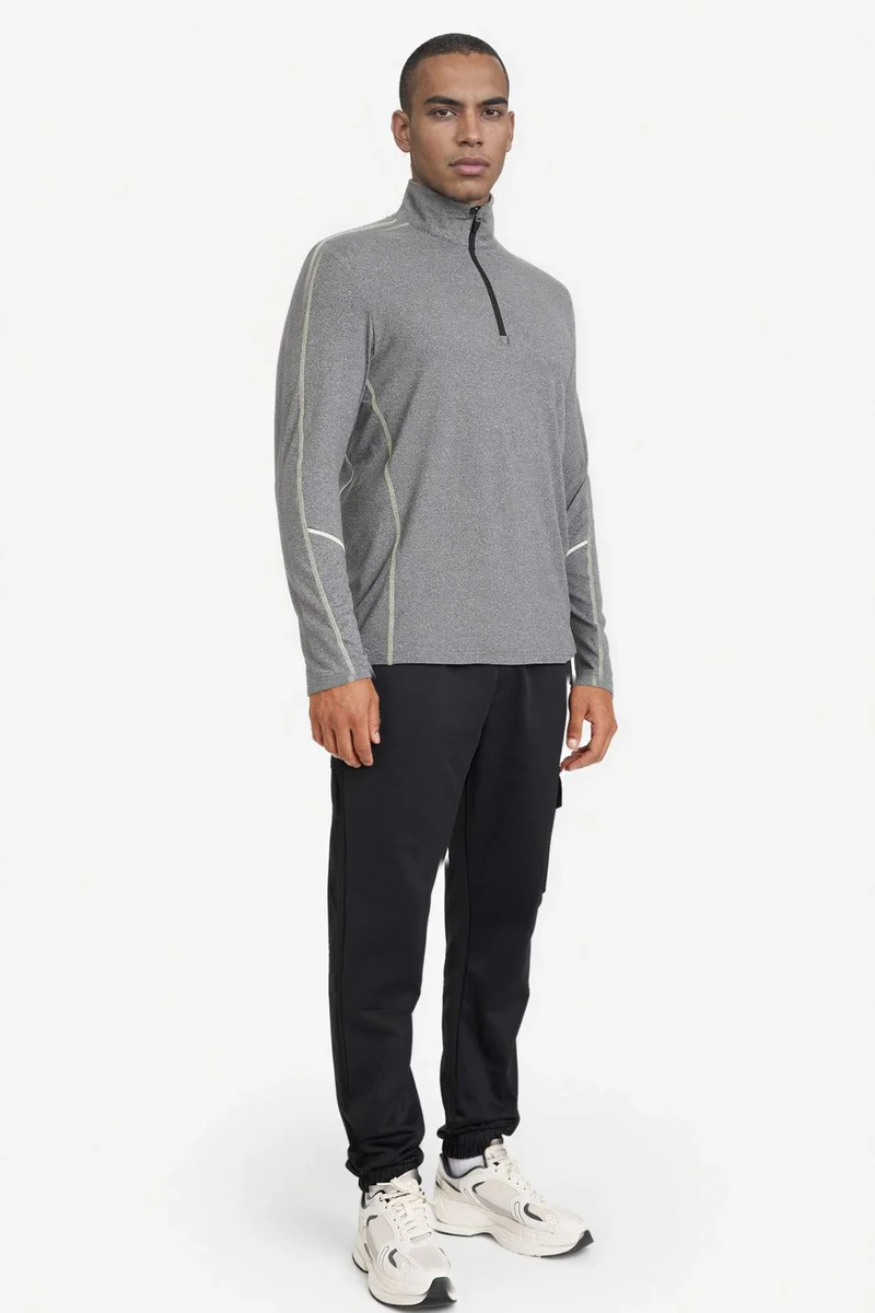 ديفاكتو DeFactoFit Standard Fit Zip-Up Stand Collar Sports T-Shirt