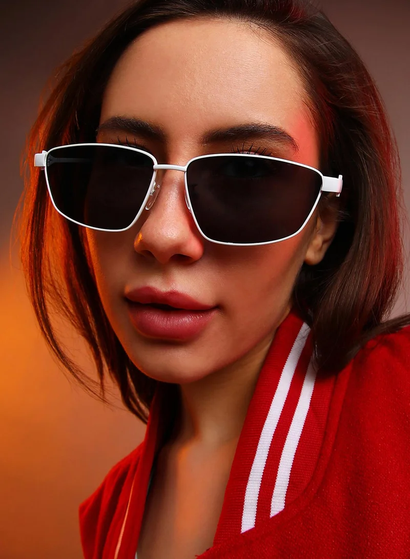 صوص هاوت نظارة شمسية للجنسين هاوت صوص بإطار كامل وعدسات مستقطبة - مقاس واحد - إطار أبيض معدني