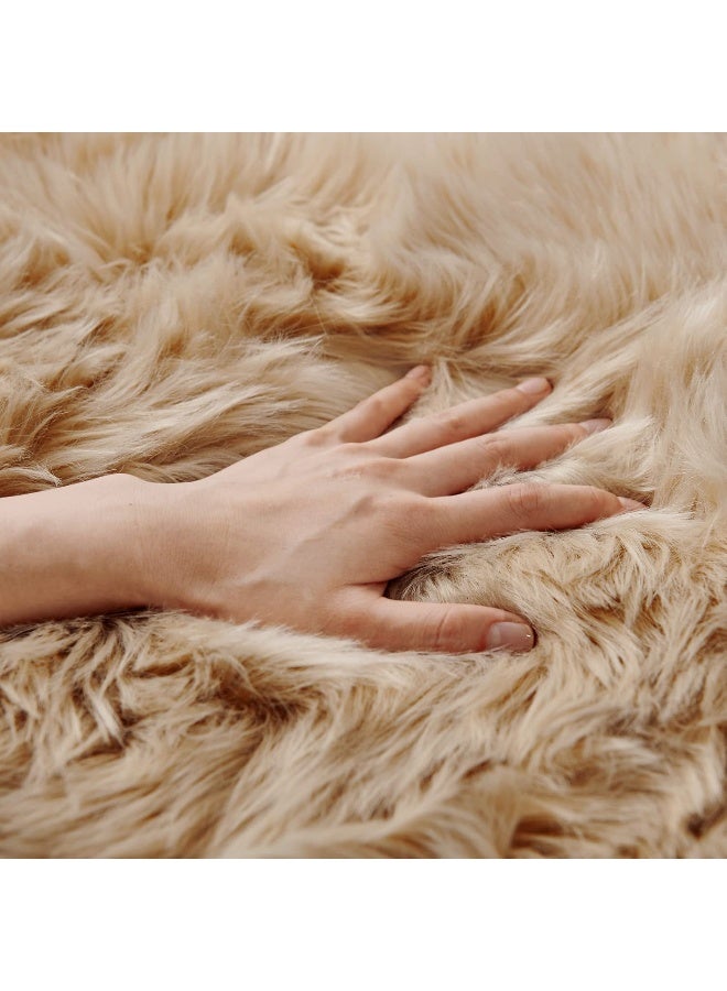 SERISSA Soft Round Faux Sheepskin Fur Area Rug Beige Circle Fluffy Rugs Circular Shaggy Rug Plush Circle Carpet Play Mats for Kids Girls Room Princess Castle Christmas, 5ft Diameter - Image 4