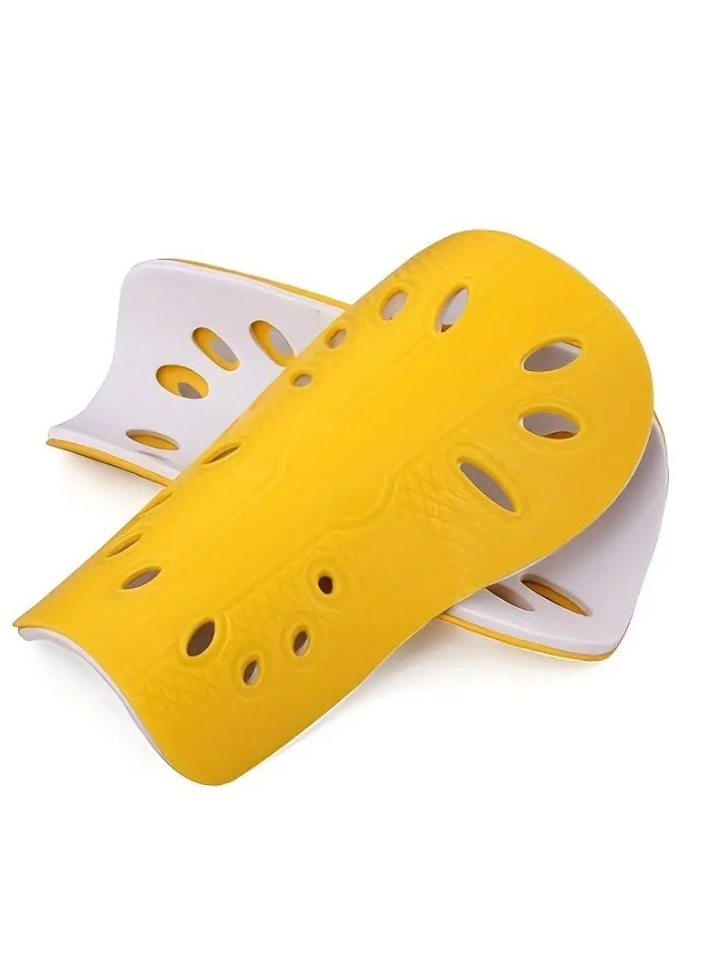 سبال زوج واحد من واقيات ساق كرة القدم القابلة للتنفس للبالغين - معدات واقية لكرة القدم - واقيات أرجل بلاستيكية مع راحة وحماية فائقة - Image 1