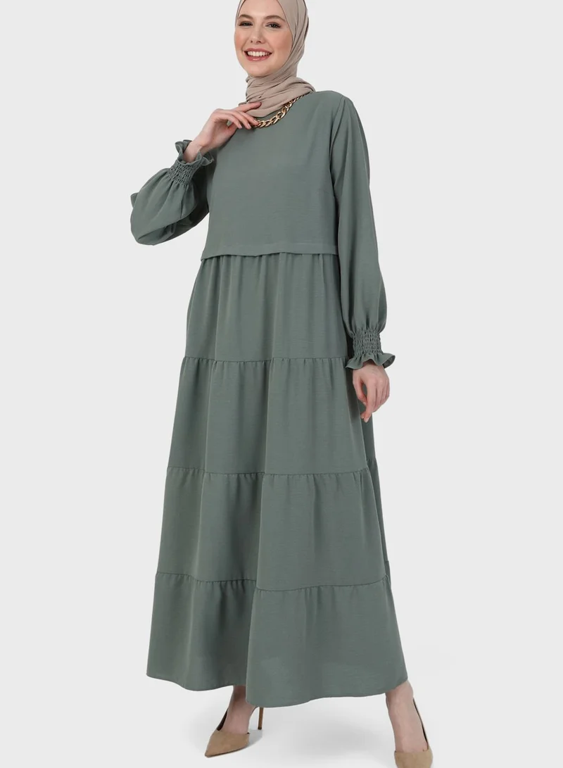 Refka by modanisa Ruched Sleeve Tiered Dress for Women | Best Price Oman