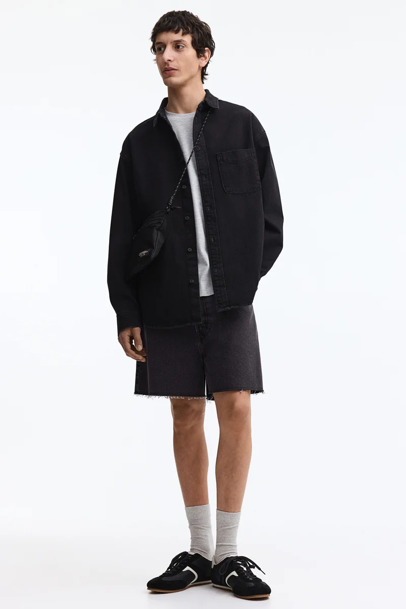 Baggy denim shorts
