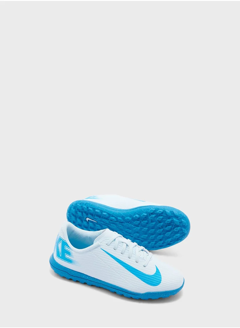 Nike Youth Zoom Vapor 16 Club TF Football Boots