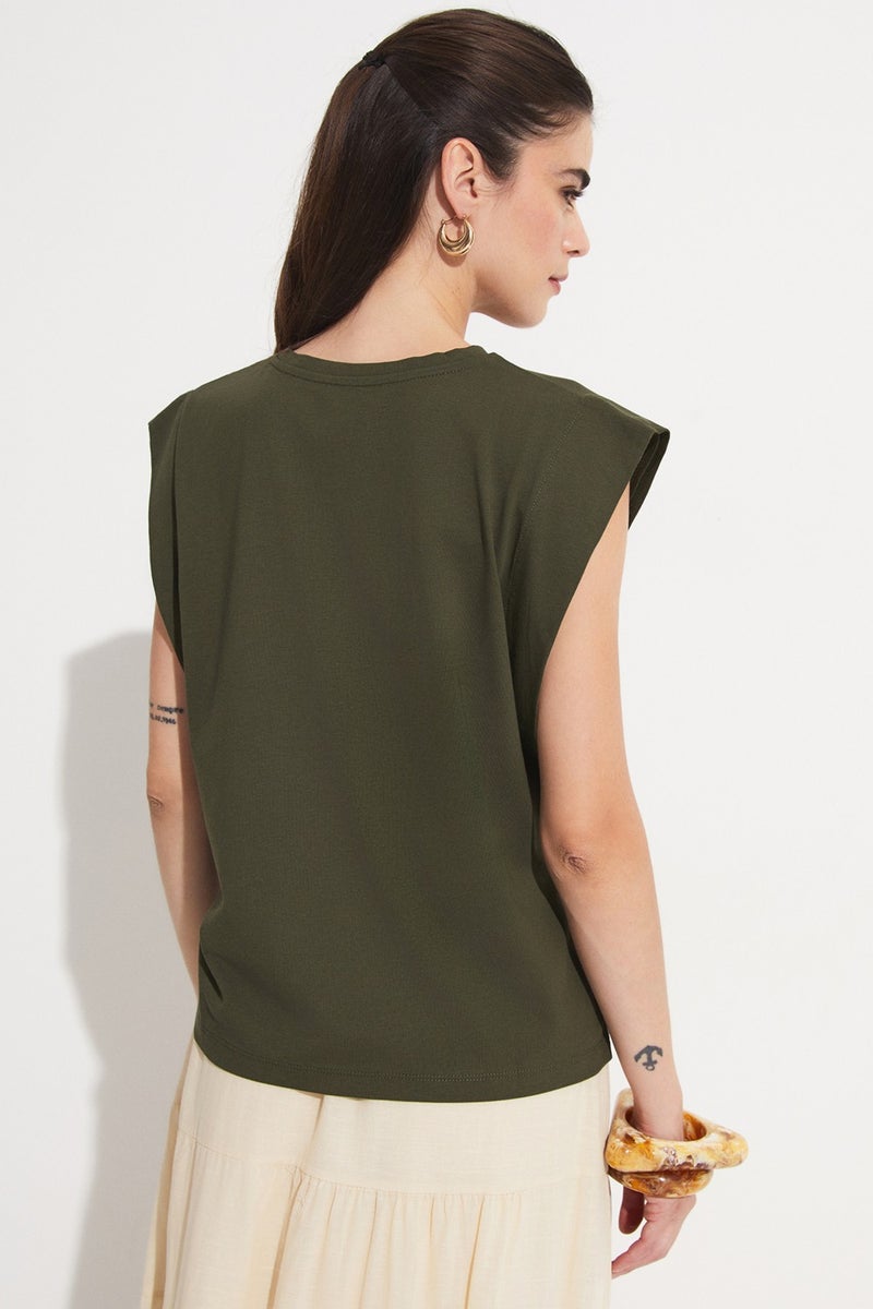 JUNE Basic Cotton Crew Neck Sleeveless T-Shirt  - Image 3