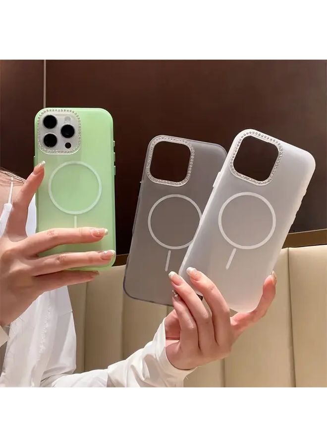حافظة مغناطيسية وردية حمراء غير لامعة مع حبيبات الراينستون اللامعة لهاتف iPhone 15 Pro - غطاء شفاف ناعم - Image 1