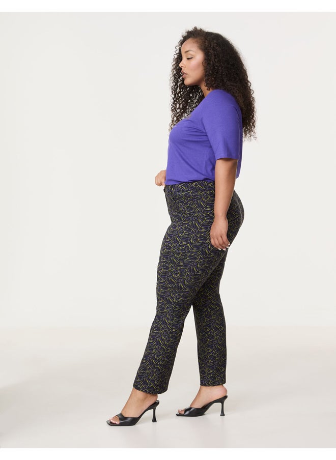 Patterned Flared Trousers - pzsku/ZA8DE0BF8823684229542Z/45/_/1733906897/a88c3101-b352-418a-bd1f-f9f65e8216fe