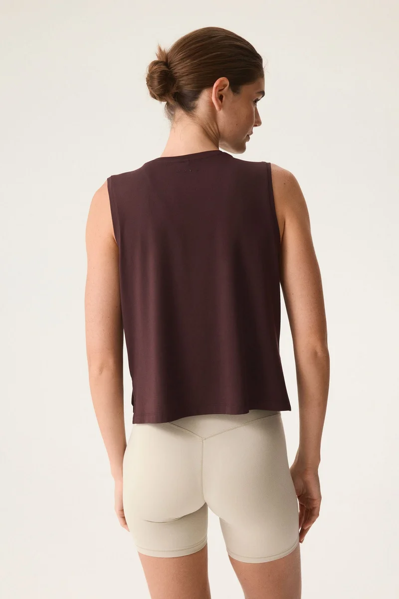 H&M Boxy-style sports vest top in DryMove™