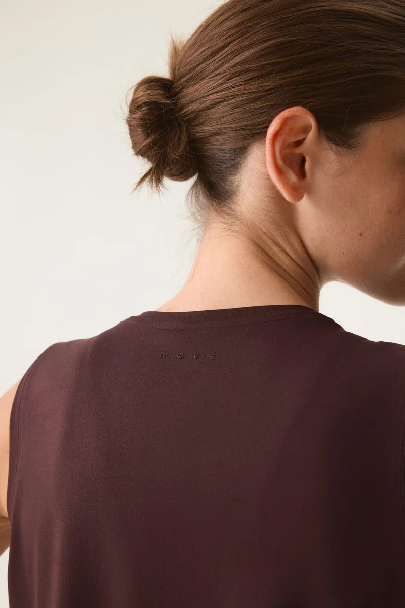 H&M Boxy-style sports vest top in DryMove™