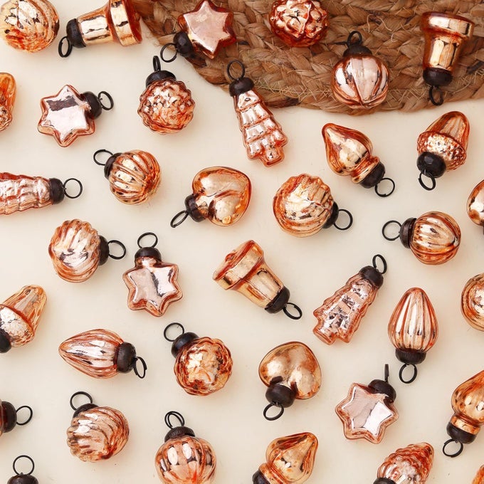 300 PIECES GLASS ROSE GOLD CHRISTMAS ORNAMENTS DECORATIVE MERCURY MINI VINTAGE BULK HANGING ORNAMENTS FOR HALLOWEEN CHRISTMAS TREE NEW YEAR VALENTINE DAY HOLIDAYS EVENT AND WEDDING PARTY DECOR
