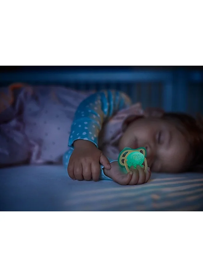 Philips Avent Soother Ultra Air Nighttime 0-6M For Boys, 2 Pieces | No.1 Brand Recommended by Moms Worldwide | Glows in the dark |Light |Breathable |BPA free |Orthodontic with Sterilization Case
