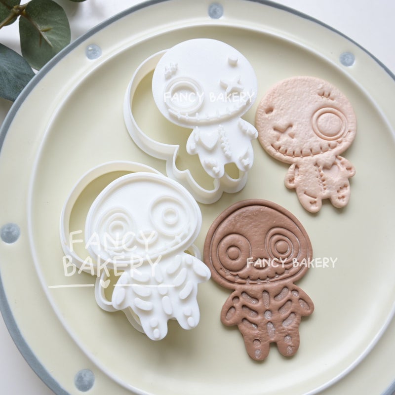 Halloween Skull Cookie Cutter Pressable Biscuit Stamp Chocolate Mold Cake Decorating Tool - Image 2