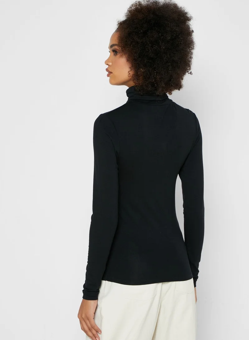 NEW LOOK Turtleneck Top