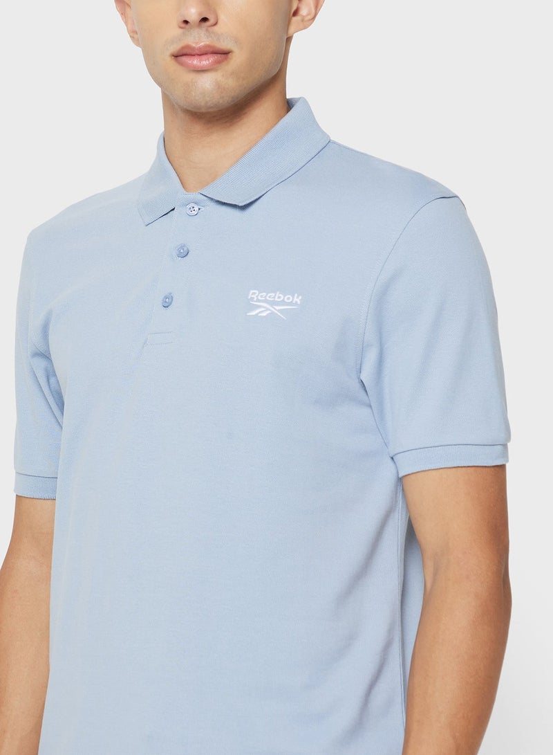 ريبوك قميص بولو مطرز بلهيب - Image 3