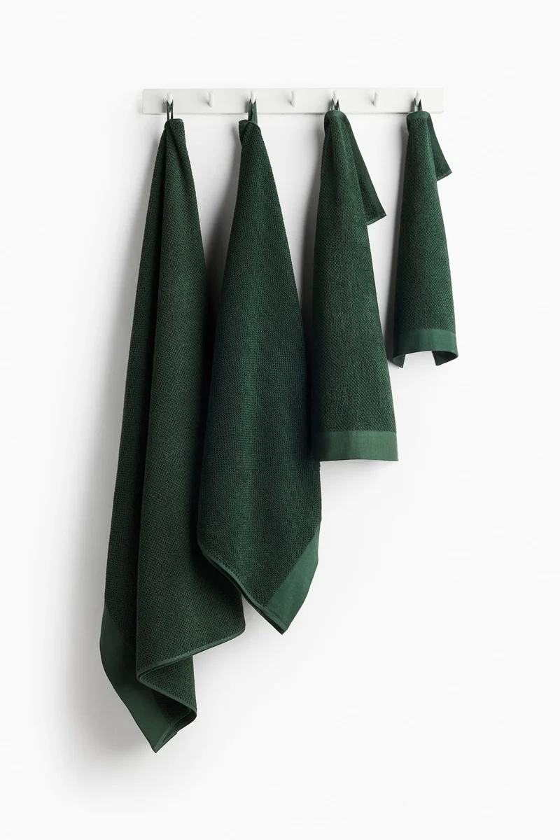 H&M Cotton terry bath sheet