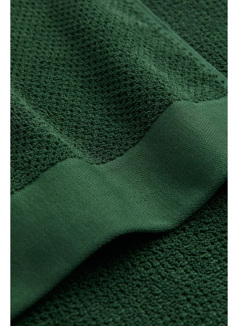 H&M Cotton terry bath sheet