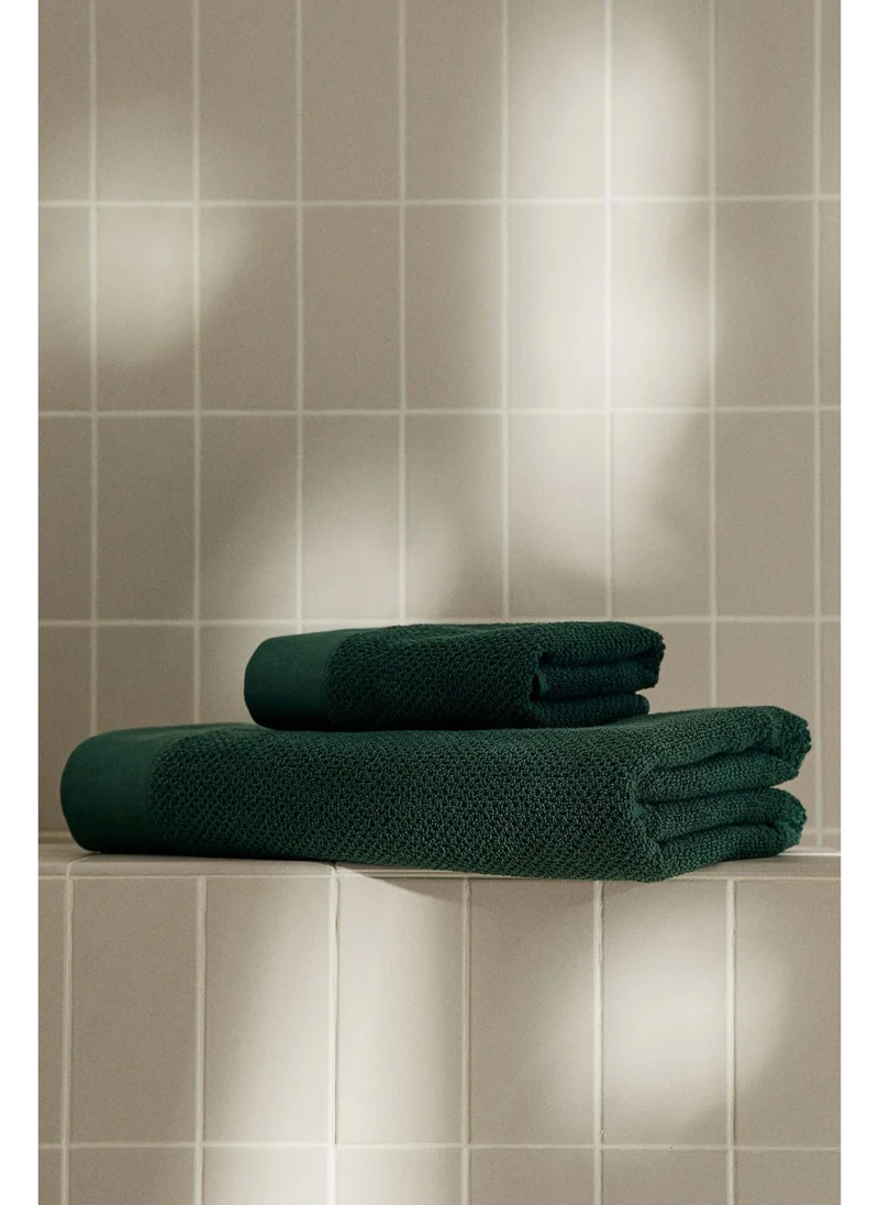 H&M Cotton terry bath sheet