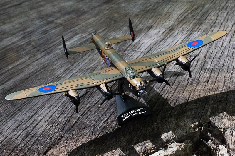 Daron Worldwide Trading Postage Stamp RAF Lancaster 1/150 Just Jane Airplane Model - Image 5