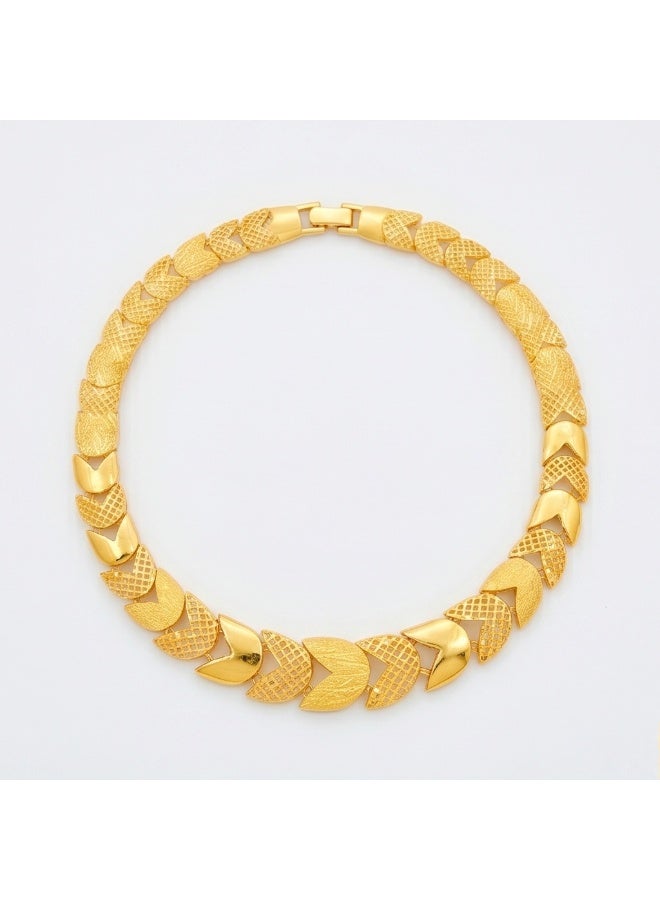 BAFLEH JEWELLERY Luxurious 21K Gold Statement Bracelet Modern Elegance by Bafleh Jewellery. - Image 5