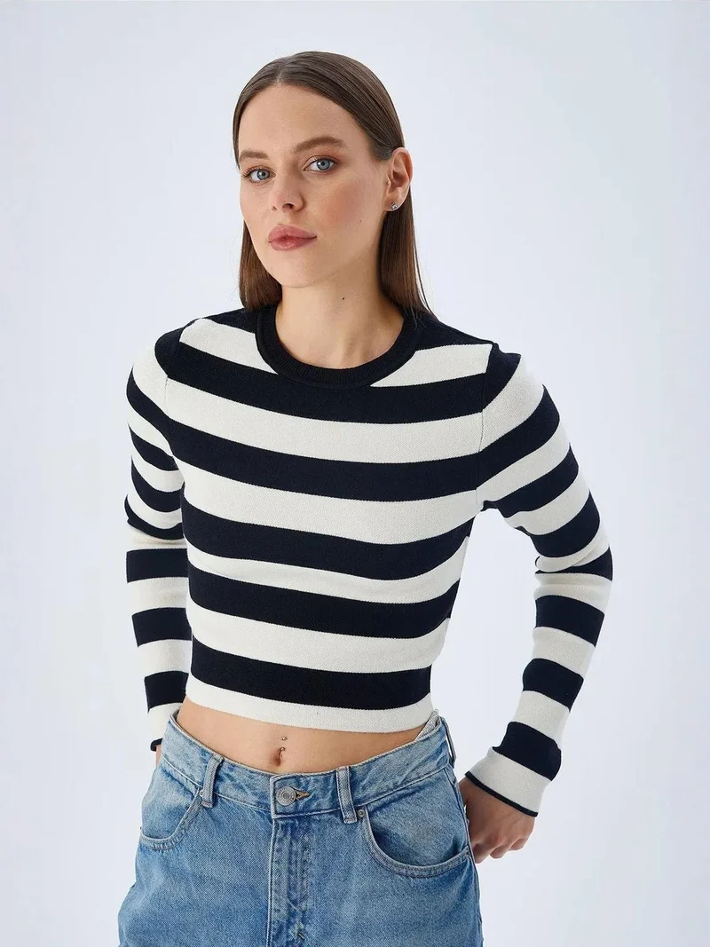 Mixray Black Mixray Striped Knit Sweater for Women | Best Price UAE