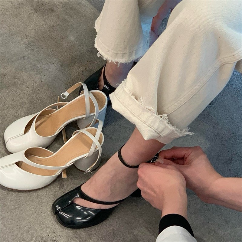 M6 Margiela High Heel Tabi Split-Toe Shoes Horseshoe Pig'S Trotter Shoes Foot Ring Buckle With Chunky Heel Sandals - Image 2