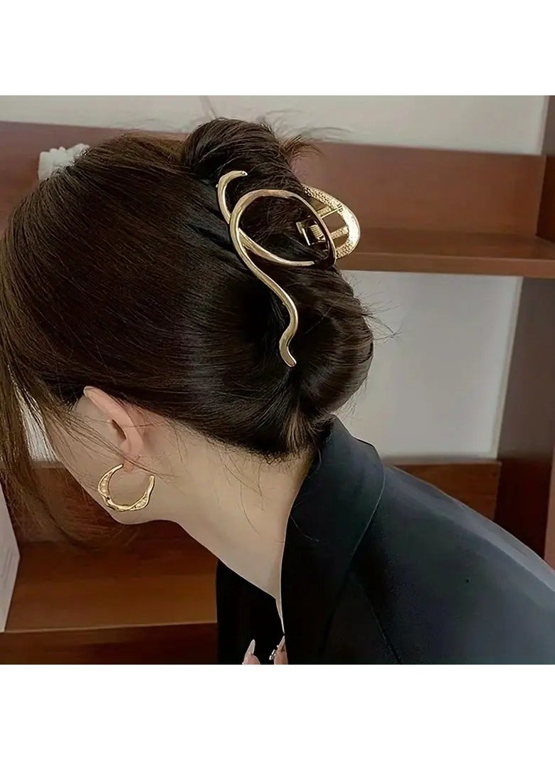 Goolsky Minimalist Golden Hair Claw With Hollow Design, Resembling A Shark Fin Hair Clip  - Image 4